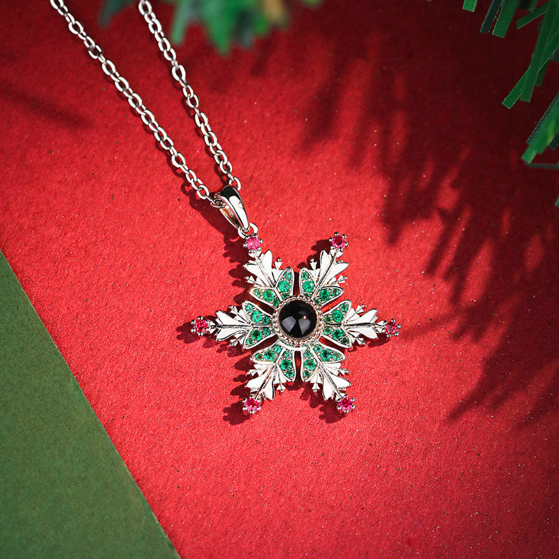 New Christmas Snowflake Necklace - Cool Creations